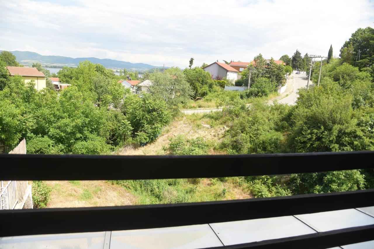 סטאר דויירן Apartments Villa Naumovi מראה חיצוני תמונה