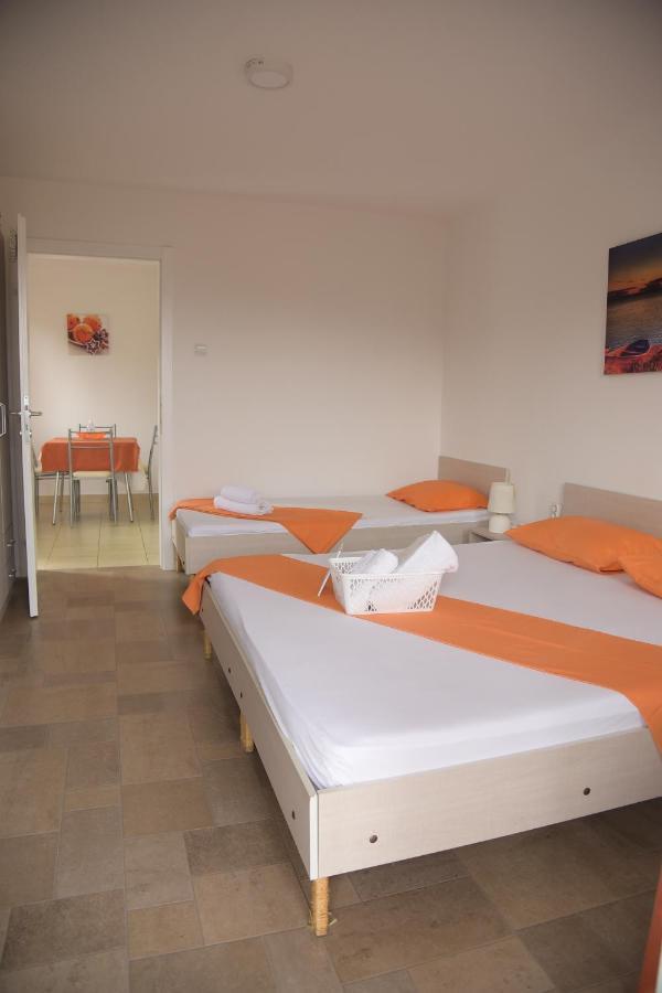 סטאר דויירן Apartments Villa Naumovi מראה חיצוני תמונה