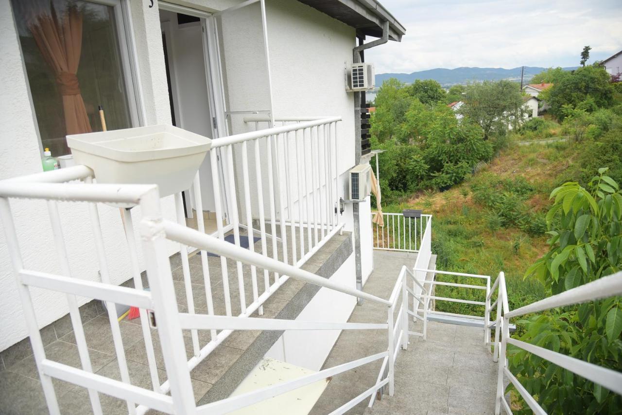 סטאר דויירן Apartments Villa Naumovi מראה חיצוני תמונה