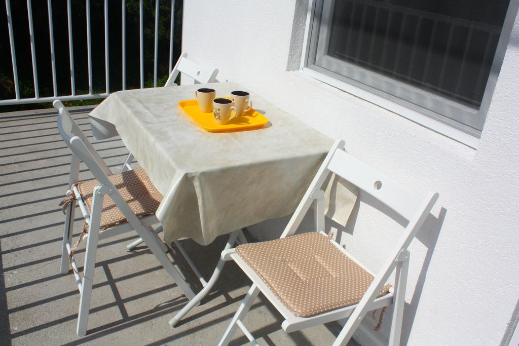 סטאר דויירן Apartments Villa Naumovi מראה חיצוני תמונה